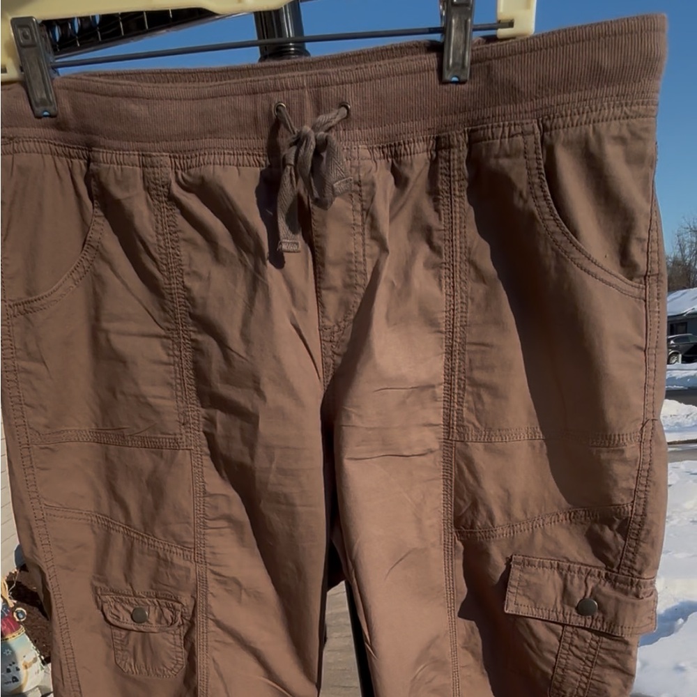 style and co casual Brown Cargo shorts
